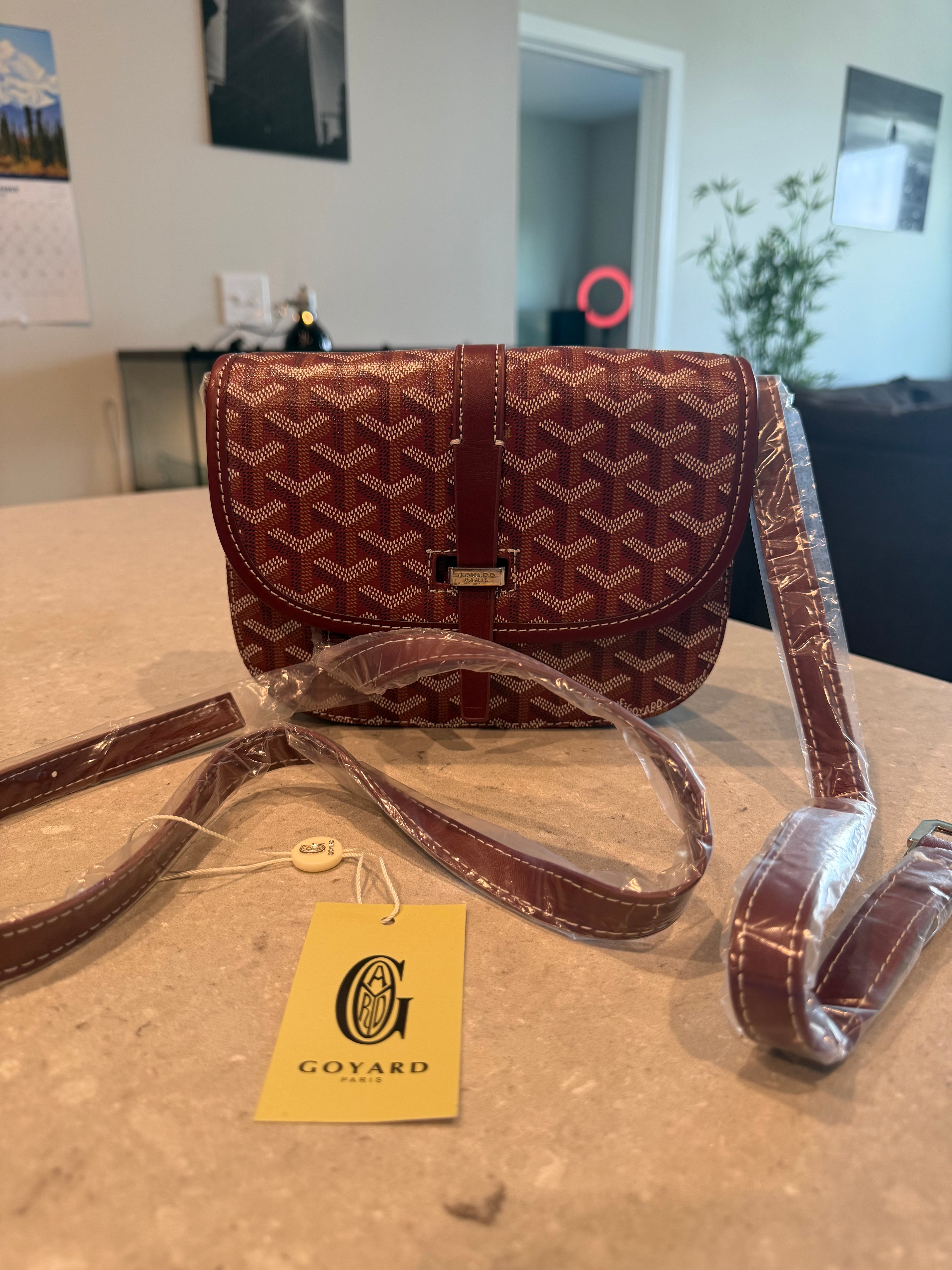 GY Messenger Bag - Maroon