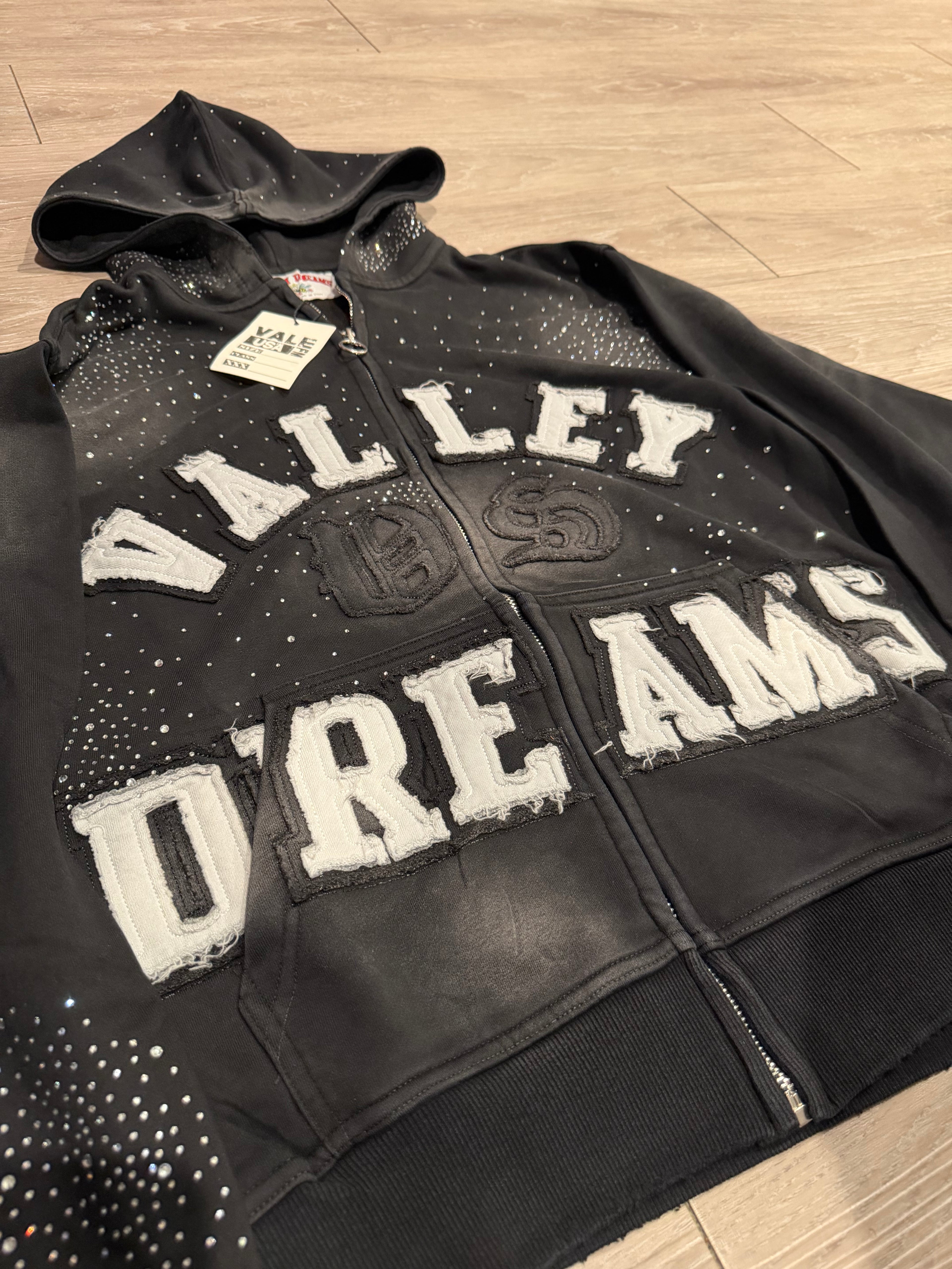 Vale Lives Classico Zip Up
