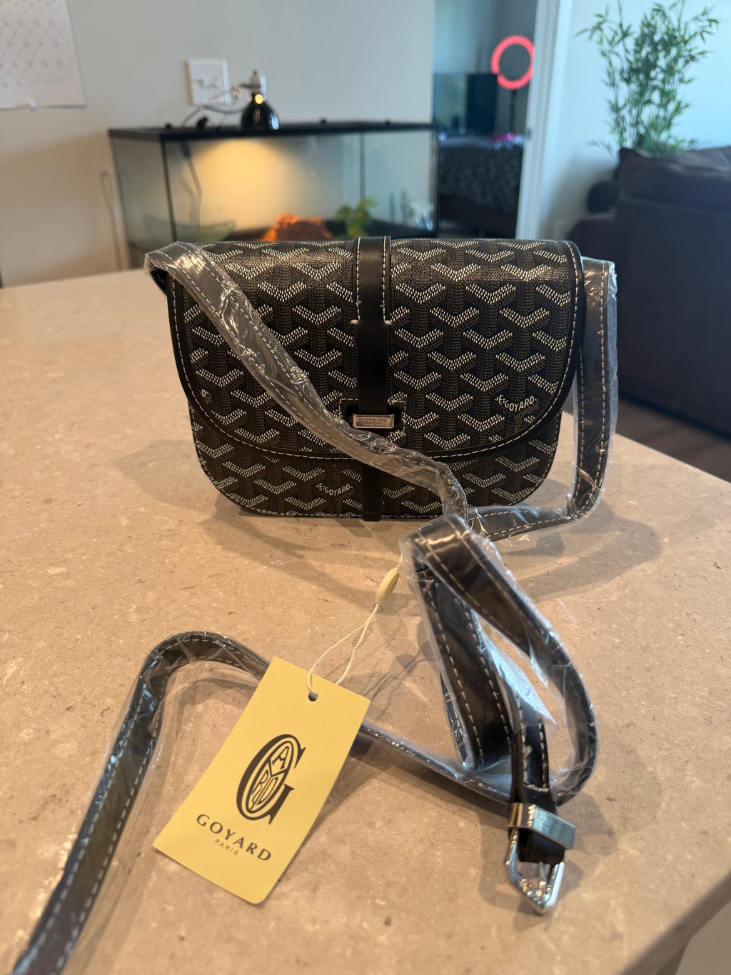 GY Messenger Bag - Black